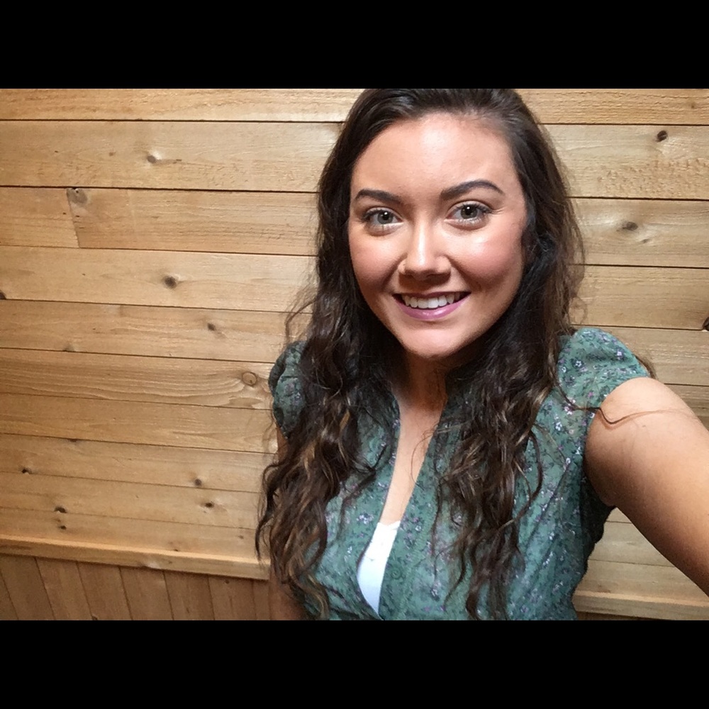 Meet your Posher, Marissa